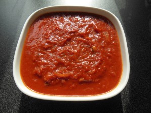Sauce tomate pour accompagner les plats africains et le riz